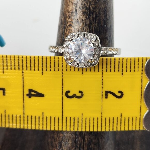 Halo Simulated Diamond Engagement Ring Round Cut Silver‎ Tone - Picture 11 of 11